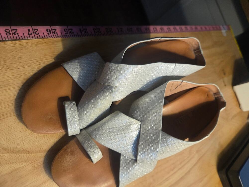 Gentle Souls white iridescent leather cross strap wedge sandals 9 and 1/2